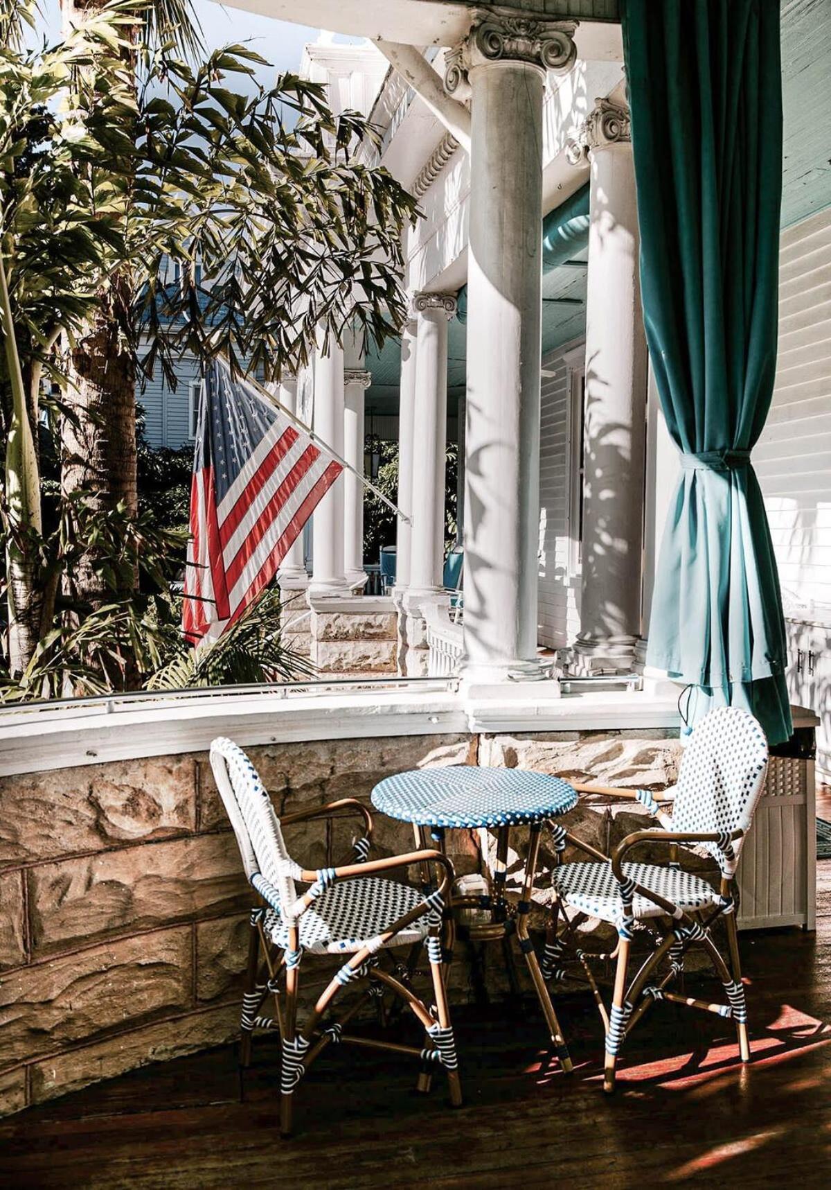 Deluxe King With Balcony - At James House With Parking! Key West Luaran gambar