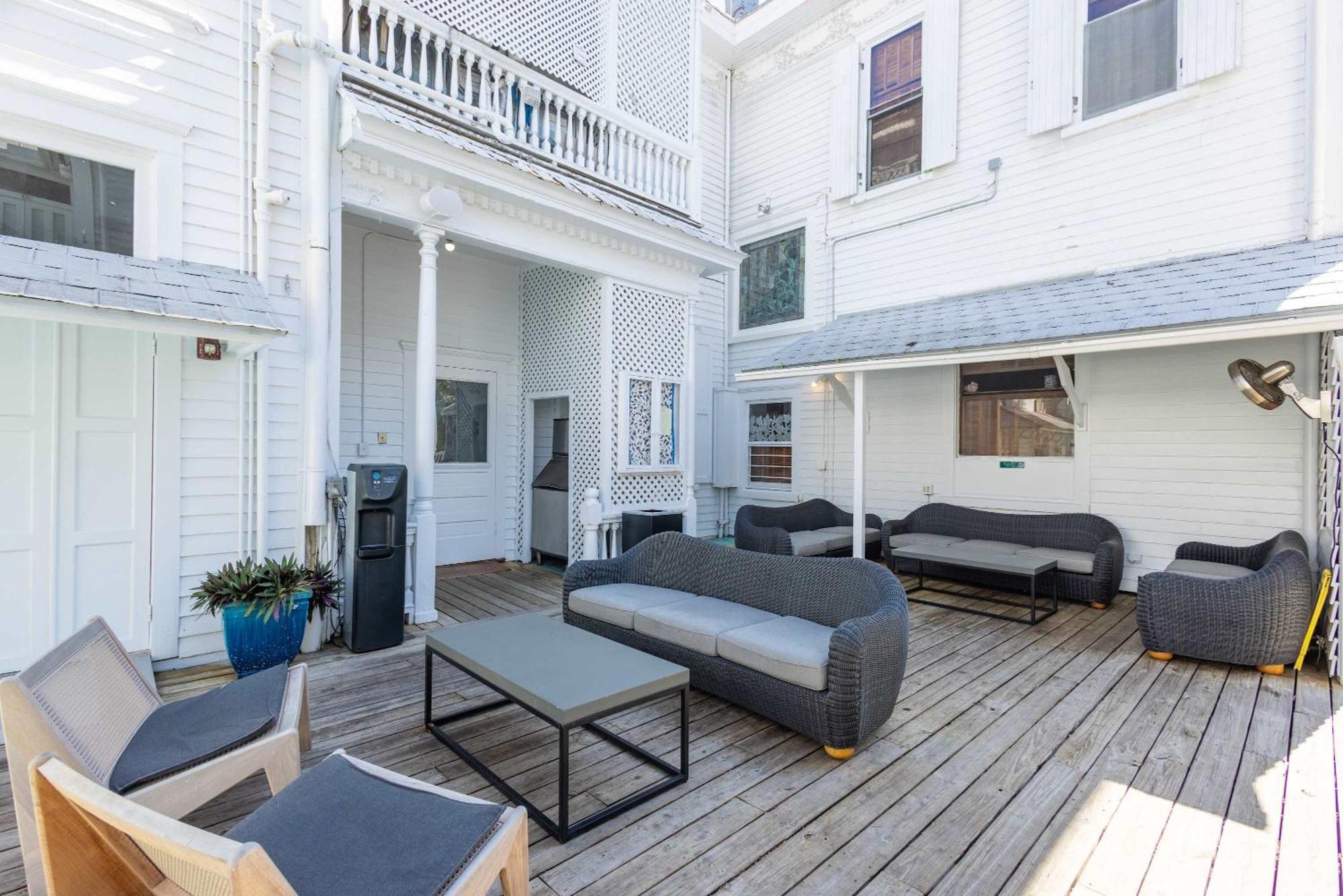 Deluxe King With Balcony - At James House With Parking! Key West Luaran gambar