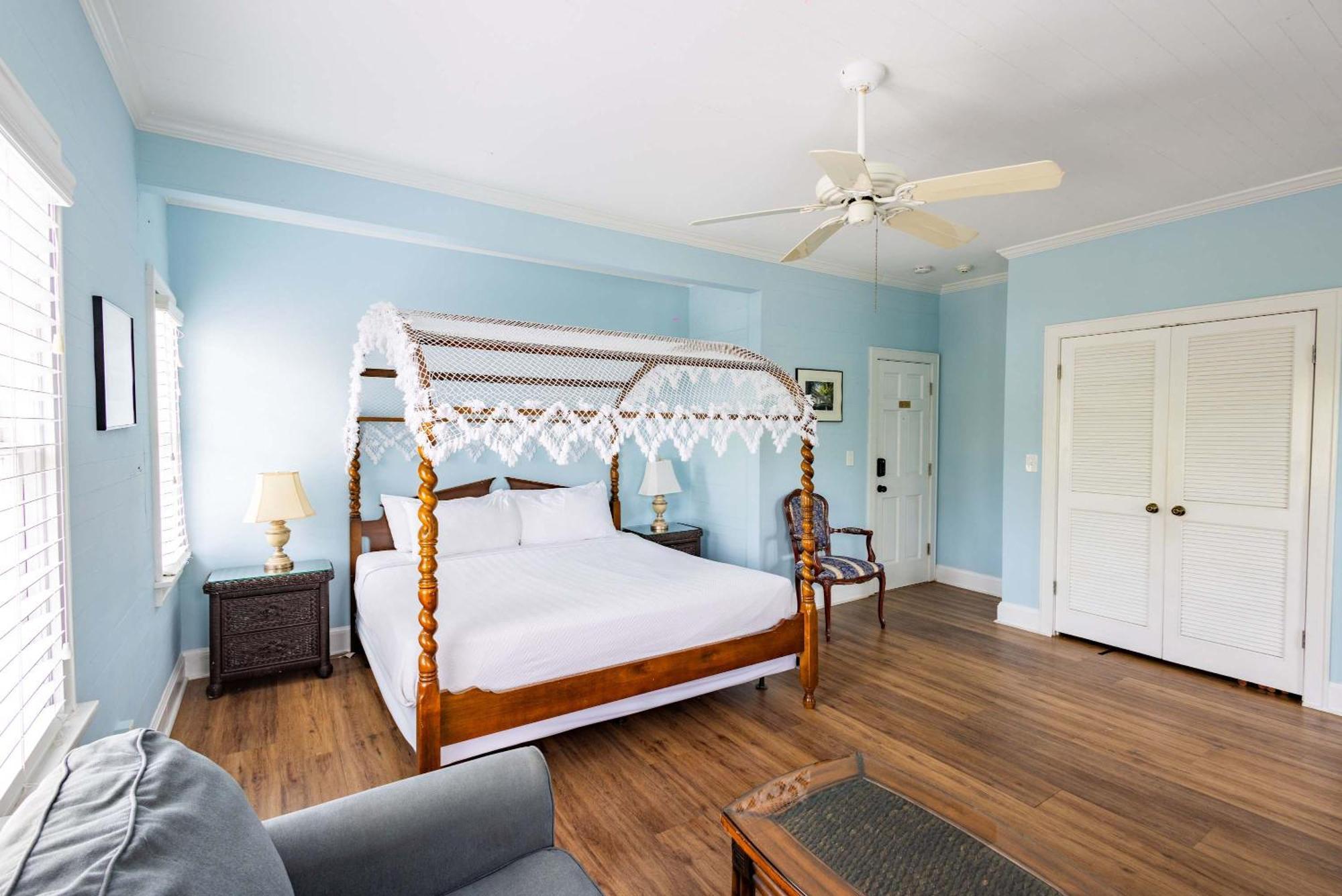 Deluxe King With Balcony - At James House With Parking! Key West Luaran gambar