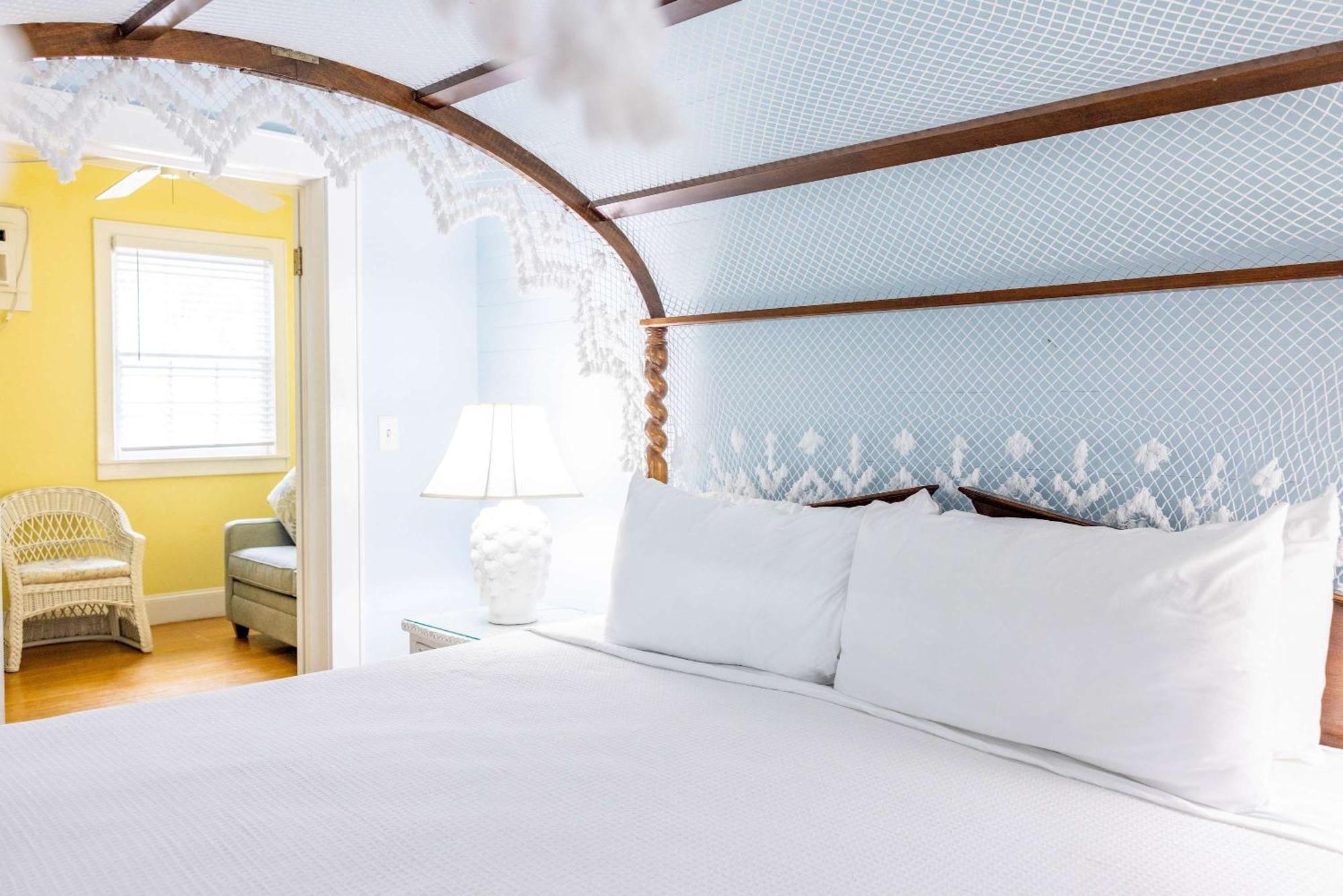 Deluxe King With Balcony - At James House With Parking! Key West Luaran gambar